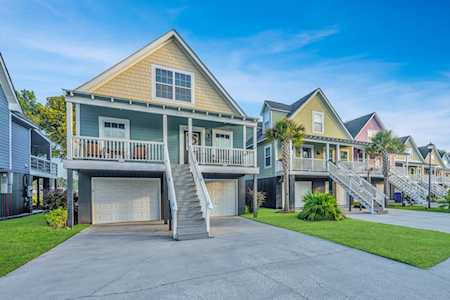 1038 Hunley Waters Circle North Charleston, SC 29405