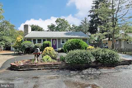 223 Beach Ave Beachwood, NJ 08722