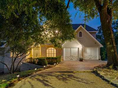 7910 Goldenrod CV Austin, TX 78750