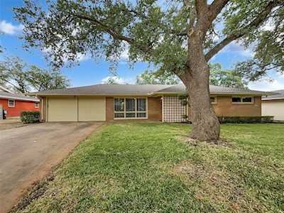 5701 Wharton Drive Fort Worth, TX 76133