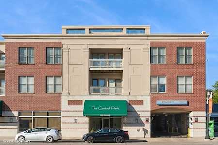 2951 Central St #301 Evanston, IL 60201