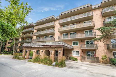 505 Redondo Dr #210 Downers Grove, IL 60516