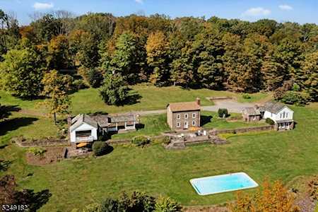 77 Strimples Mill Rd Delaware Twp., NJ 08559