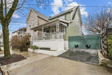 2721 Kingsland Ave Bronx, NY 10469