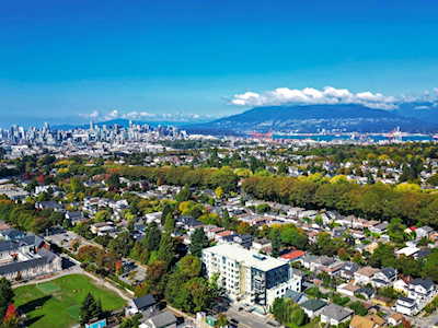 2235 E Broadway #112 Vancouver, BC V5N 1W8