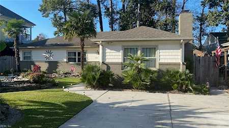 705 9th St Virginia Beach, VA 23451