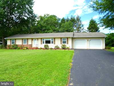 12 S Springview Dr Dover, DE 19901