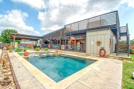 111 Waianae CT Bastrop, TX 78602