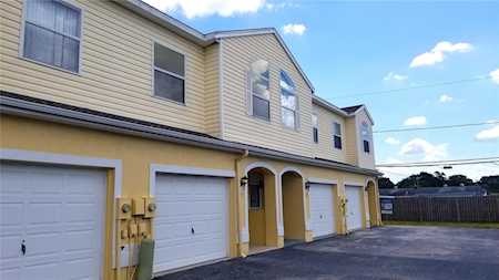 6400 46th Ave N #72 Kenneth City, FL 33709