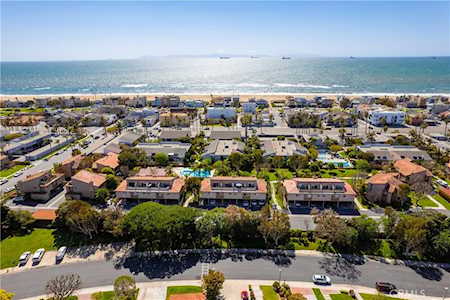 16901 Bluewater Ln #36 Huntington Beach, CA 92649