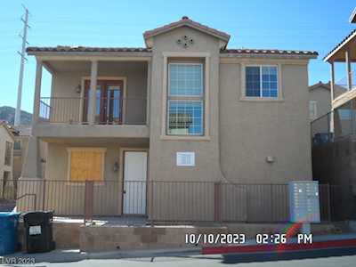 10616 Mountain Stream Ct Las Vegas, NV 89129