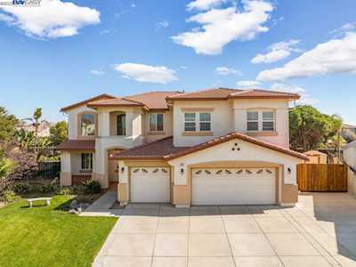 640 Dickinson Ct Discovery Bay, CA 94505