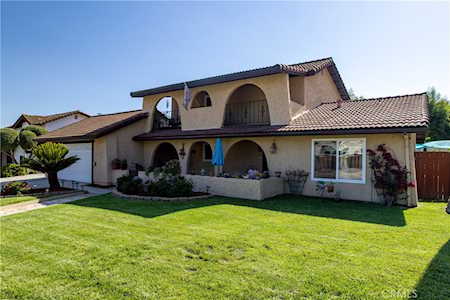 942 Lacebark St San Marcos, CA 92069