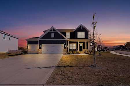 194 Deanscroft Drive Pickerington, OH 43147