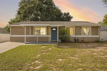 1518 Piney Branch CIRCLE Valrico, FL 33594