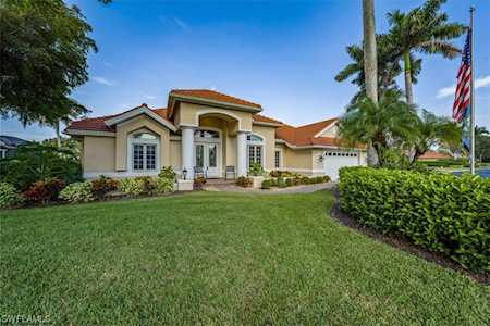 567 Eagle Creek Dr Naples, FL 34113