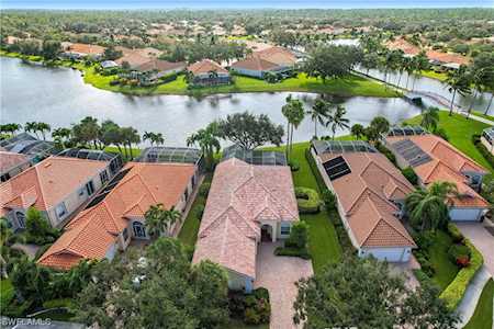 5977 Bermuda Ln Naples, FL 34119