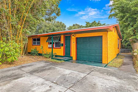 3713 Utica St N St. Petersburg, FL 33713