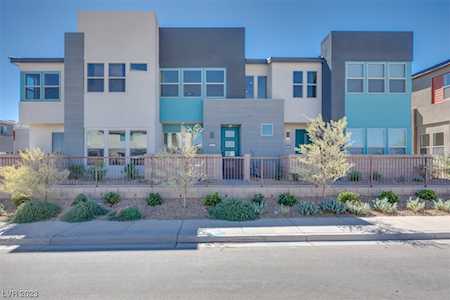 4288 Eagle Summit Ave Las Vegas, NV 89141