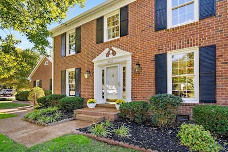 6904 Southern Woods Dr Brentwood, TN 37027