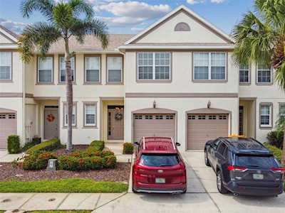 526 Black Lion Dr NE St. Petersburg, FL 33716