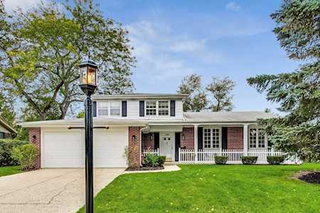 2528 Happy Hollow Rd Glenview, IL 60026