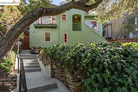 3446 Richmond Blvd Oakland, CA 94611