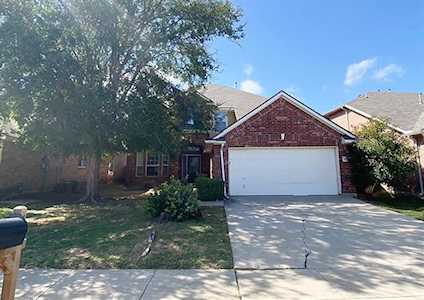 605 Babbling Brook Drive Saginaw, TX 76179