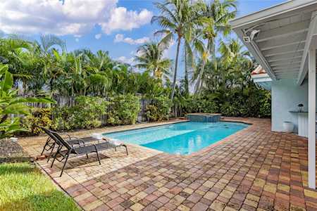 2081 NE 25th St Lighthouse Point, FL 33064