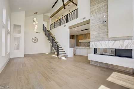 9116 Eagle Ridge Dr Las Vegas, NV 89134