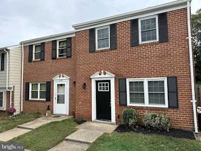 6453 Colonial Knolls Glen Burnie, MD 21061