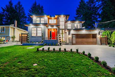 427 Trinity Street Coquitlam, BC V3K 5N4