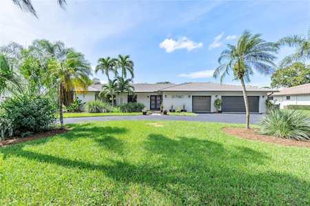 2790 NW 105th Ter Coral Springs, FL 33065