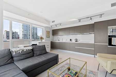 180 E 2 Avenue #602 Vancouver, BC V5T 0K4