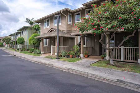 29 Kuaiwa Way #21B Wailuku, HI 96793