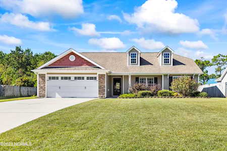 214 Jasmine Ln Jacksonville, NC 28546