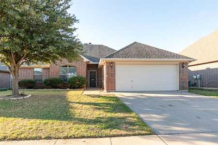 411 Silver Mine Drive Justin, TX 76247