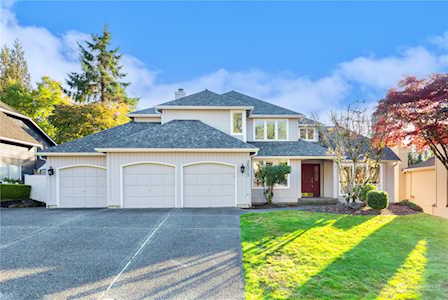 26017 SE 38th St Sammamish, WA 98029