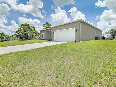 364 Evergreen St Punta Gorda, FL 33982