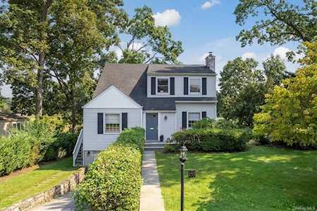 759 Soundview Dr Mamaroneck, NY 10543