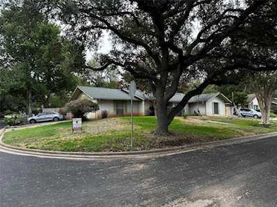 9009 Rockcrest DR Austin, TX 78759
