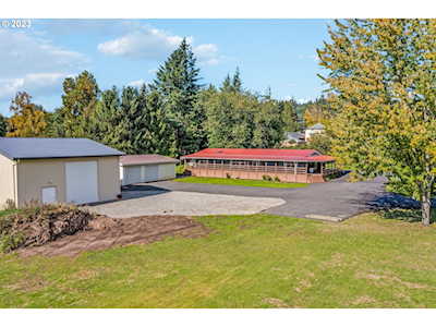 32526 E Historic Columbia Ri HWY Corbett, OR 97019