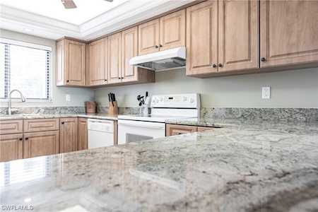 4200 Steamboat Bend #401 Fort Myers, FL 33919