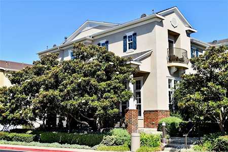 6263 Pacific Pointe Dr Huntington Beach, CA 92648