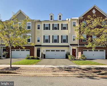534 Equinox Dr Bear, DE 19701