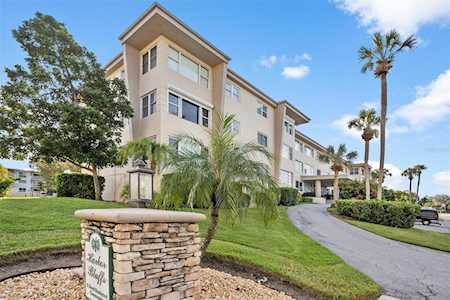 55 Harbor View Ln #204 Belleair Bluffs, FL 33770