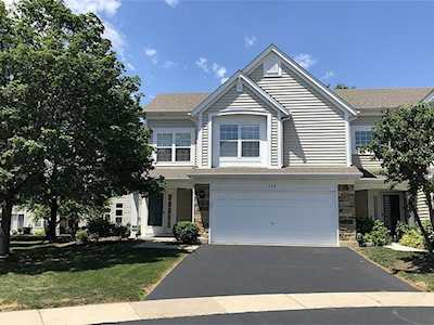 329 S Jewel Ct Palatine, IL 60074