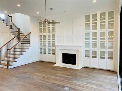1242 Wood Hollow Dr Houston, TX 77057