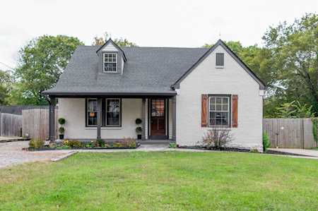 2704 Brunswick Dr Nashville, TN 37207