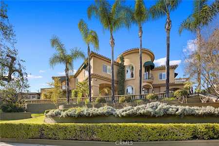 2935 Lindaloa Ln Pasadena, CA 91107